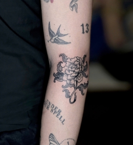 Hình Xăm Tay-Blackwork tattoo 